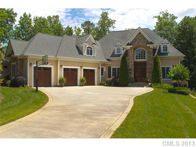 18901 River Falls Drive Davidson NC 28036