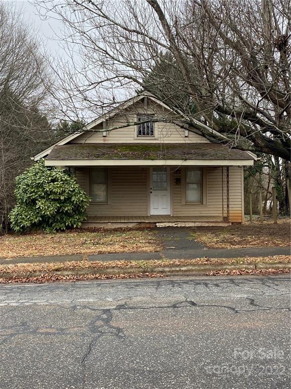 1222 12th Street NE Hickory NC 28601