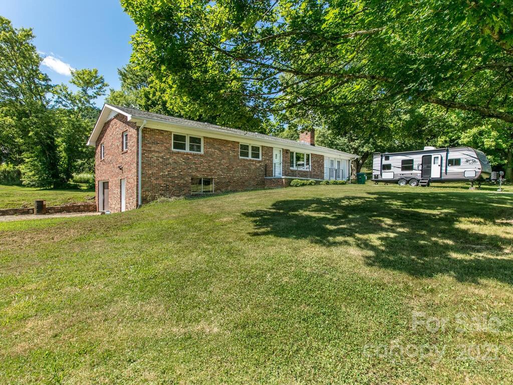 15 Birchfield Lane Fletcher NC 28732
