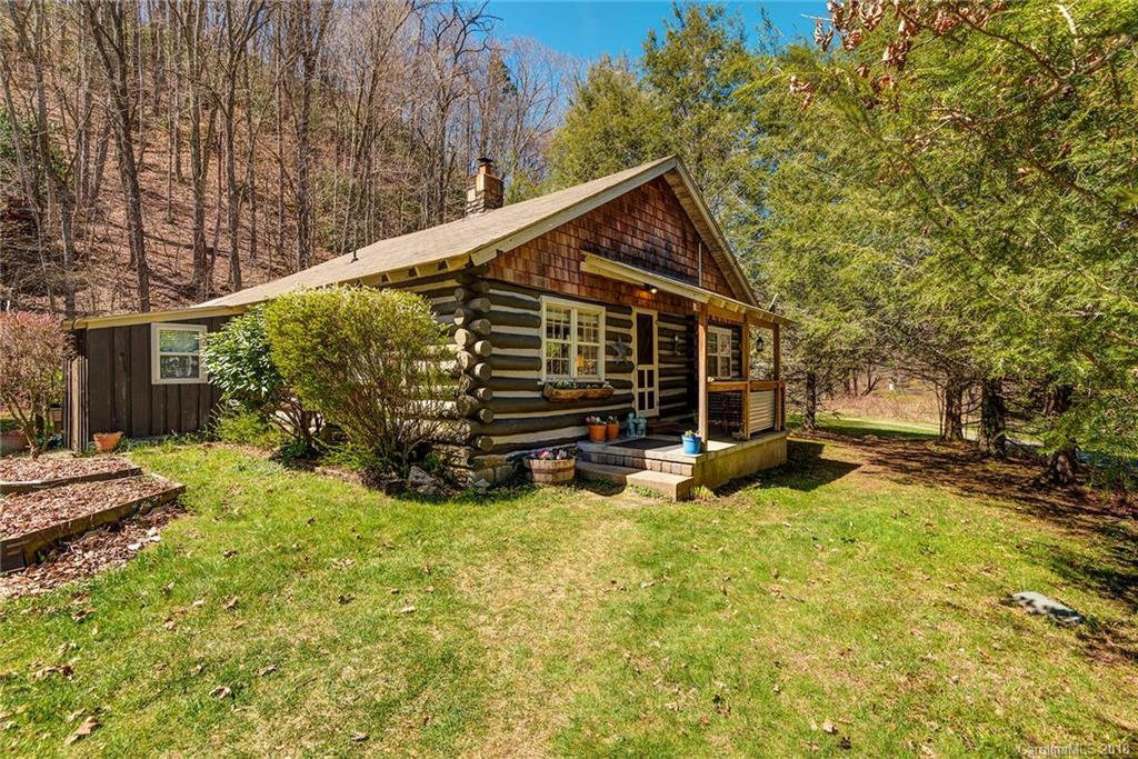 11 Snowbird Lane Burnsville NC 28714