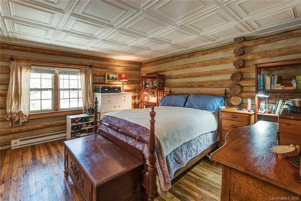 11 Snowbird Lane Burnsville NC 28714