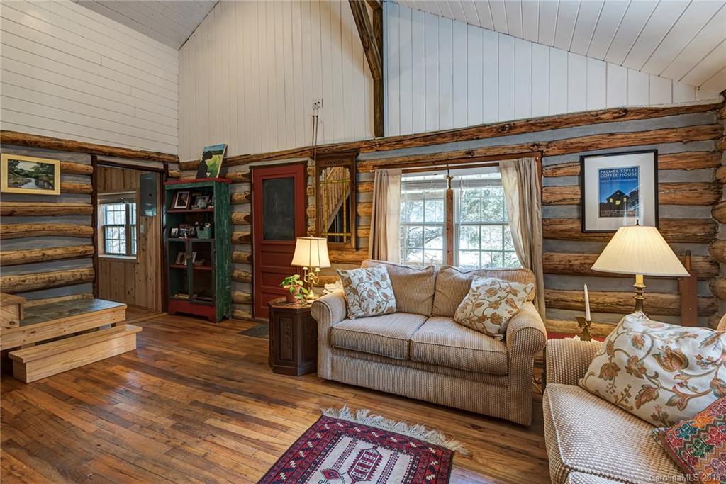 11 Snowbird Lane Burnsville NC 28714