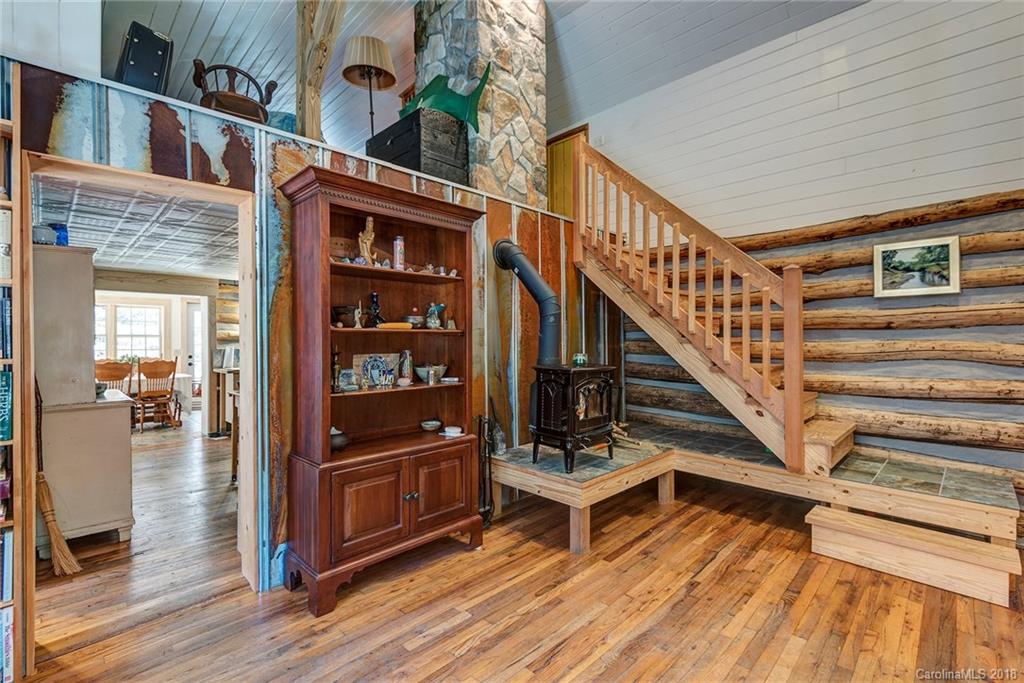 11 Snowbird Lane Burnsville NC 28714