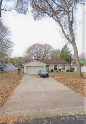 5826 Ryder Avenue Charlotte NC 28226