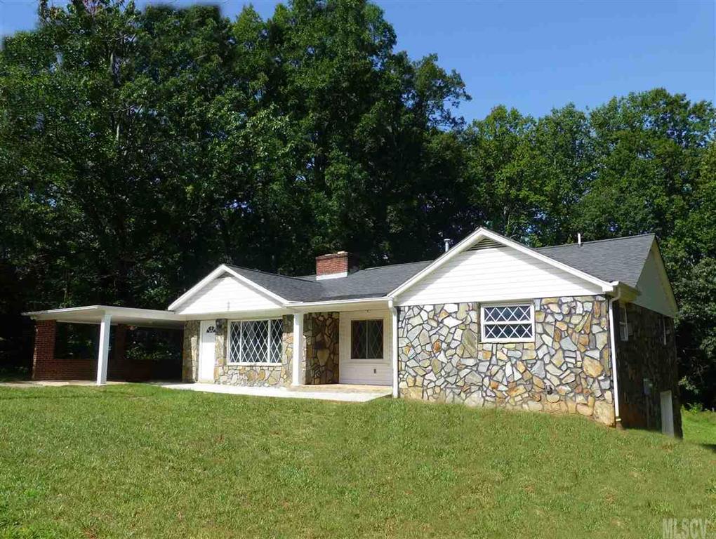 1735 14th Street NE Hickory NC 28601