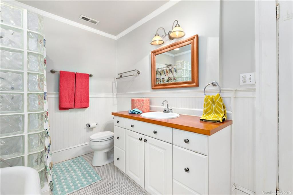 28 Westover Drive Asheville NC 28801