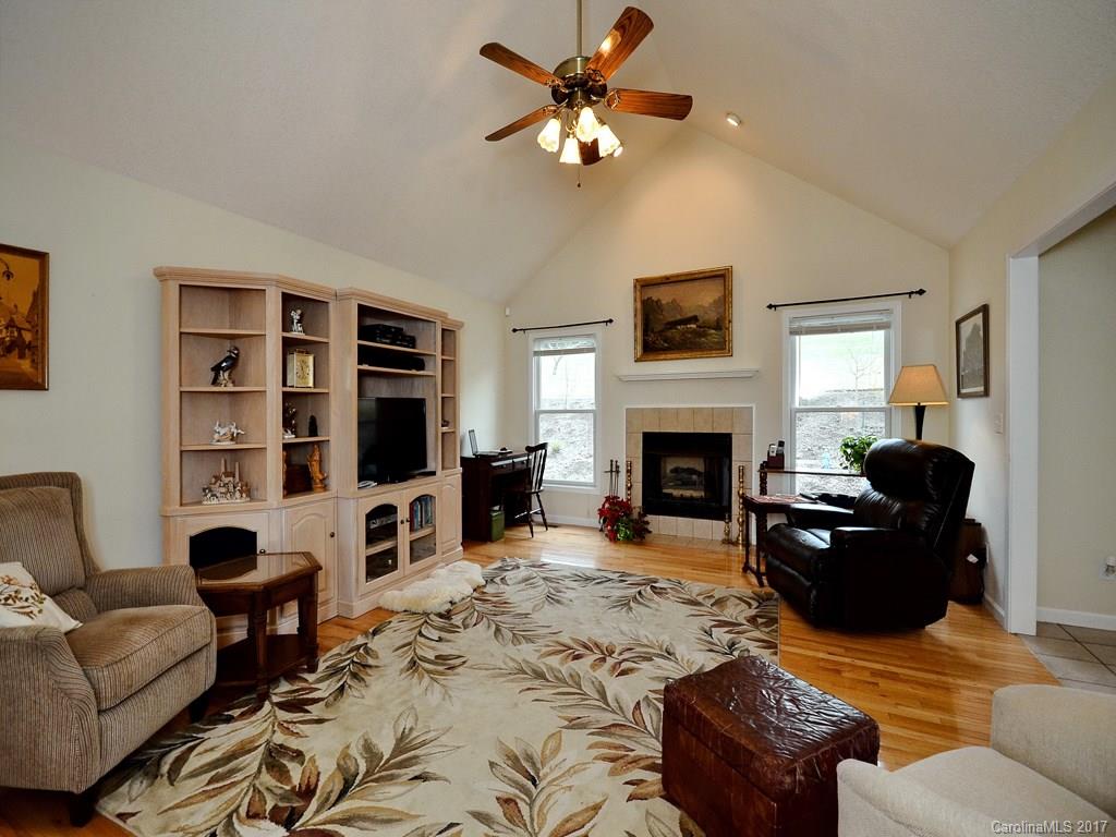 4 Sage Drive Weaverville NC 28787