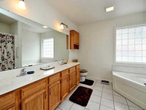 4 Sage Drive Weaverville NC 28787