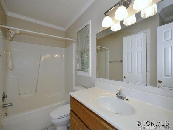 6 Oak Hollow Drive Asheville NC 28805