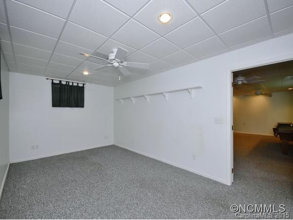 6 Oak Hollow Drive Asheville NC 28805