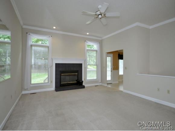 6 Oak Hollow Drive Asheville NC 28805