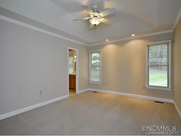 6 Oak Hollow Drive Asheville NC 28805