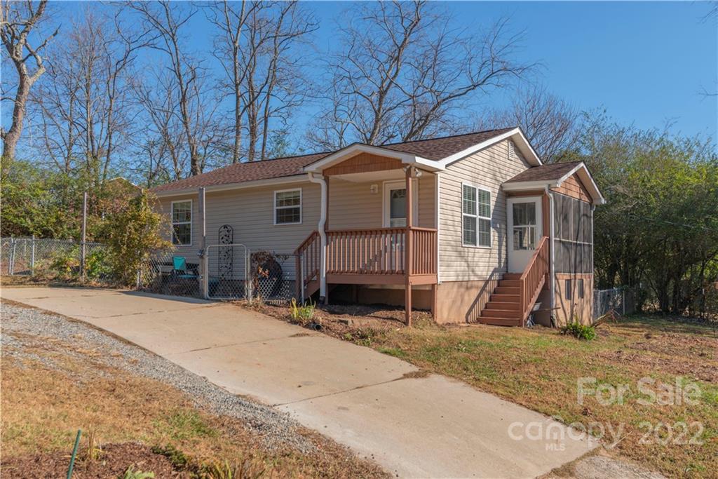 75 Cowan Cove Road Asheville NC 28806