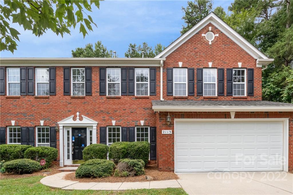 2113 Dunnwood Hills Drive Matthews NC 28105