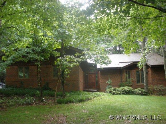 10 Tree Top Drive Arden NC 28704