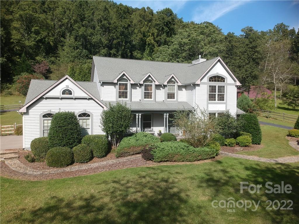 495 Bearwallow Mountain Road Hendersonville NC 28792