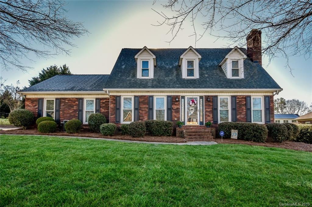 8207 Deer Drive Harrisburg NC 28075