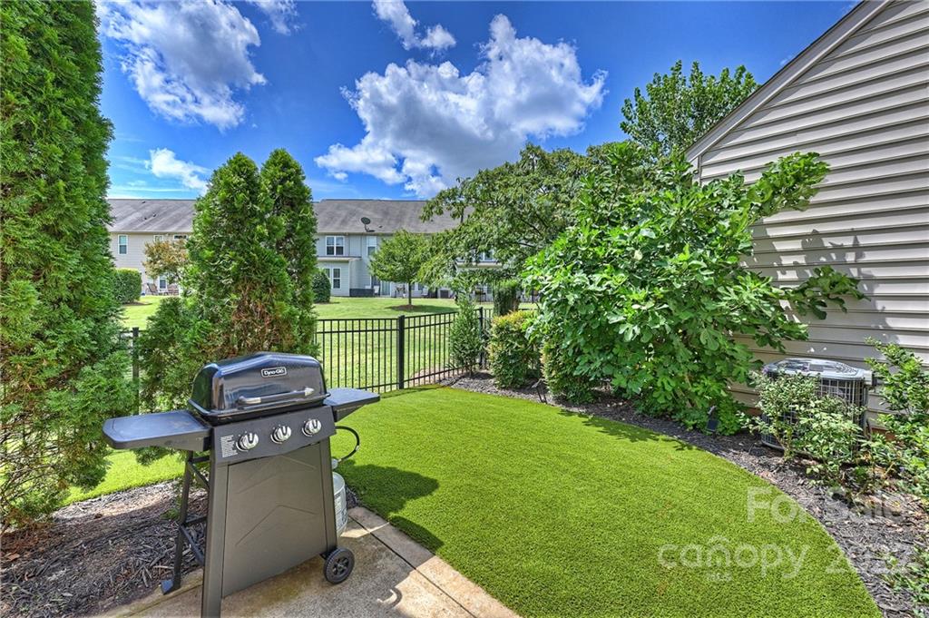 6517 Central Pacific Avenue Charlotte NC 28210