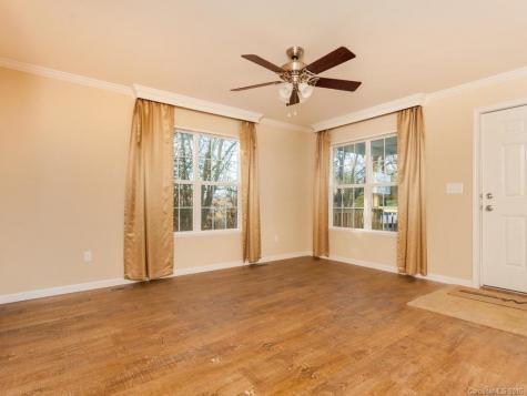 6 Deaver Park Circle Asheville NC 28806