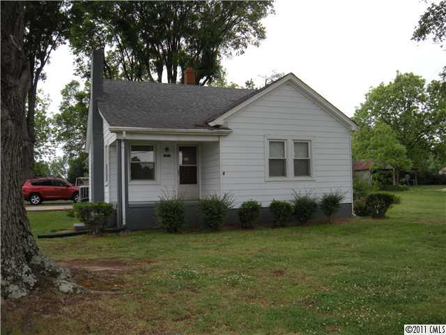 1451 N Main Street Mooresville NC 28115