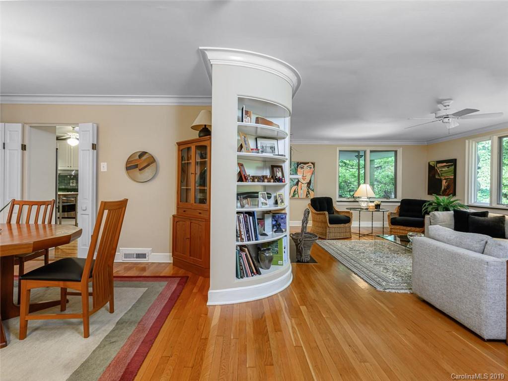 10 Pine Tree Road Asheville NC 28804