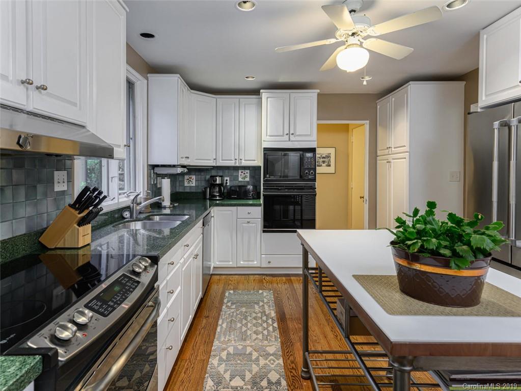 10 Pine Tree Road Asheville NC 28804