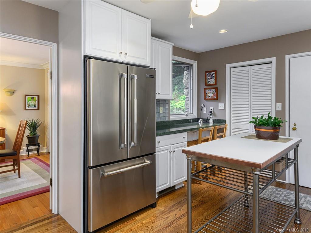 10 Pine Tree Road Asheville NC 28804
