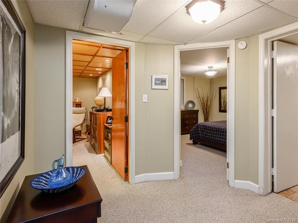 10 Pine Tree Road Asheville NC 28804