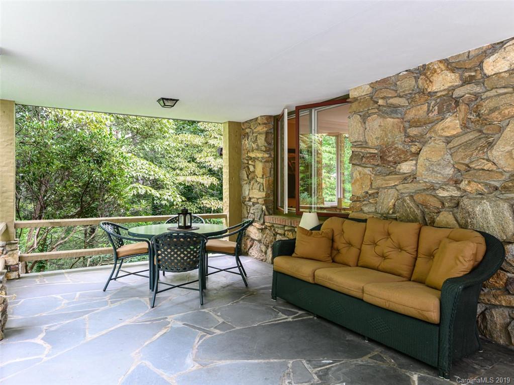 10 Pine Tree Road Asheville NC 28804