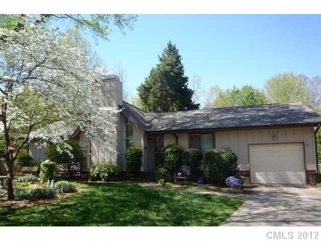 9802 Ordway Court Charlotte NC 28270