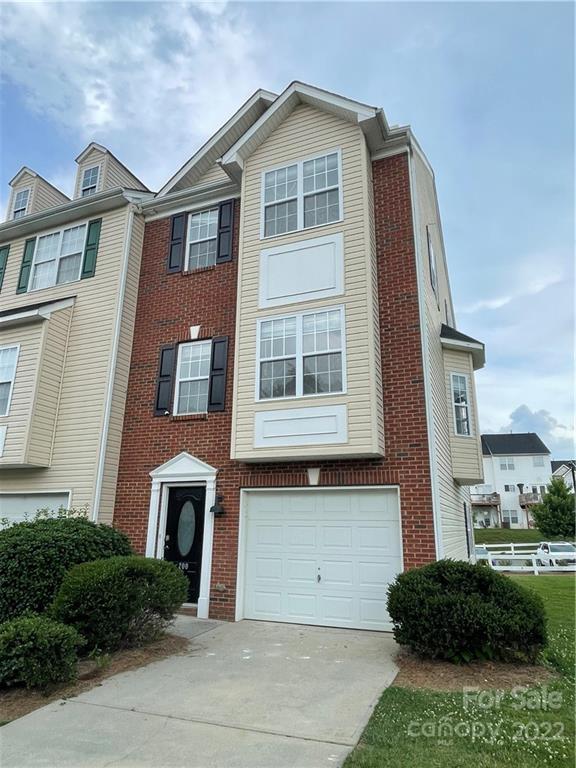 200 Langhorne Drive Mount Holly NC 28120