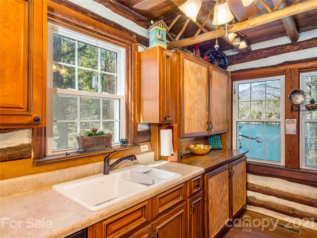 147 Lakeview Road Lake Lure NC 28746