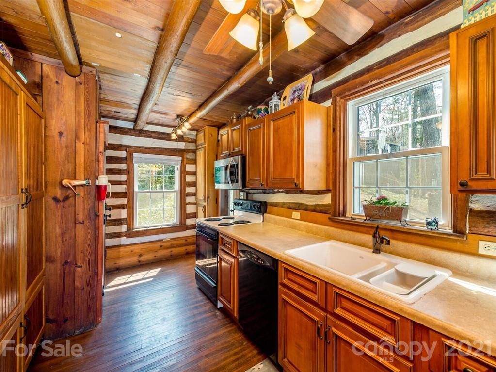 147 Lakeview Road Lake Lure NC 28746