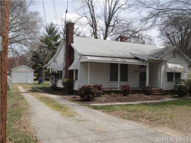 272 E Mcneely Avenue Mooresville NC 28115
