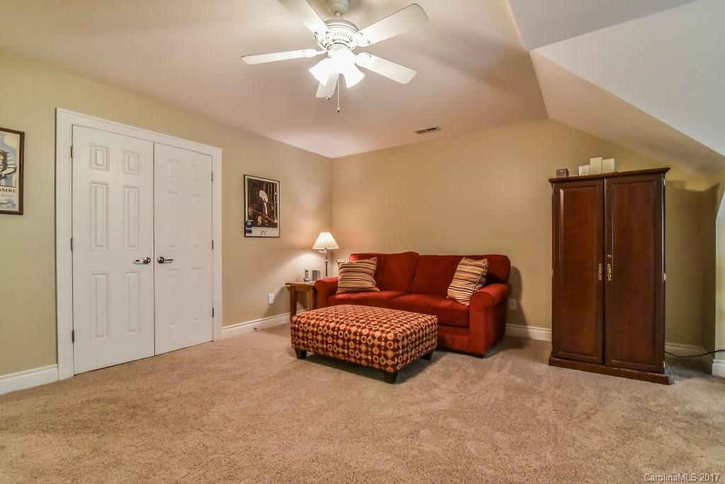 101 Hillside Drive Swannanoa NC 28778