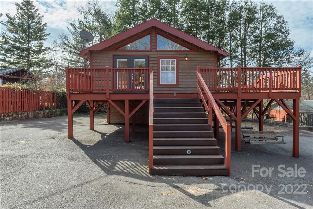 17 Pinedale Road Asheville NC 28805
