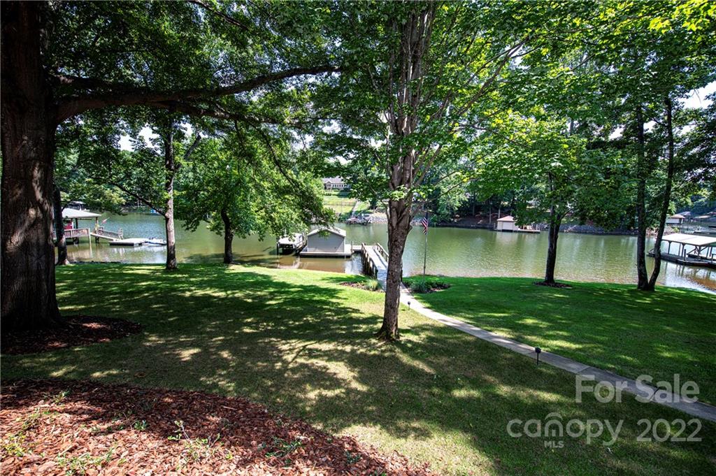 7157 Signer Road Charlotte NC 28278