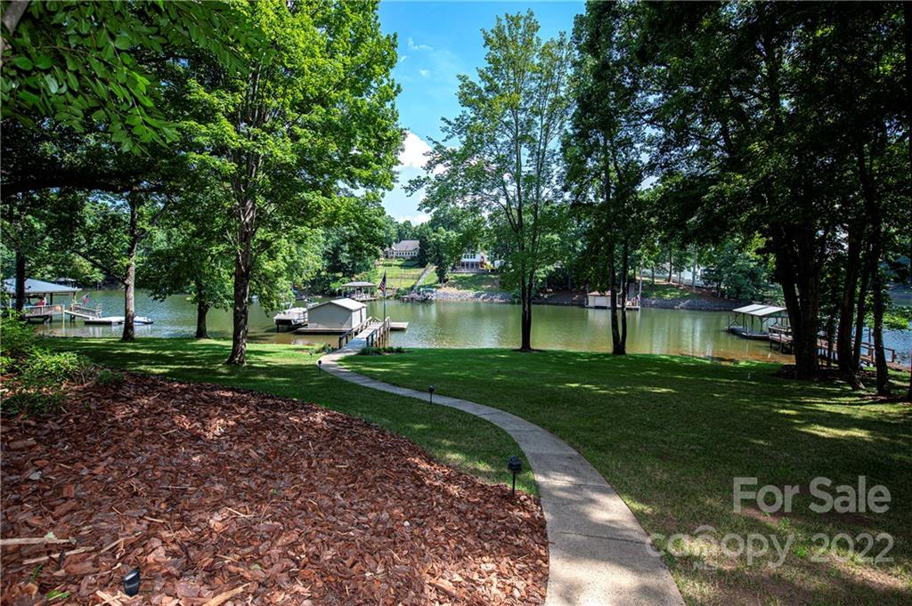 7157 Signer Road Charlotte NC 28278