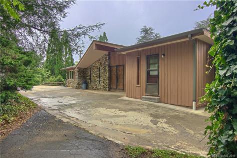 20 Oakland Street Weaverville NC 28787