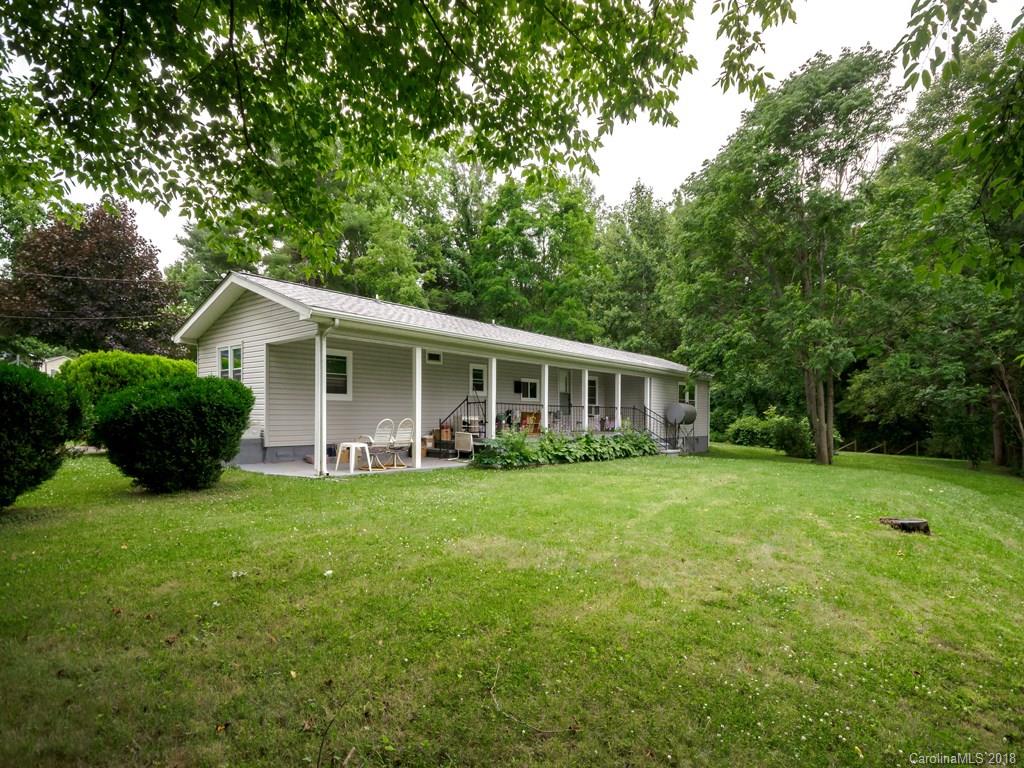 25 Pond Street Arden NC 28704