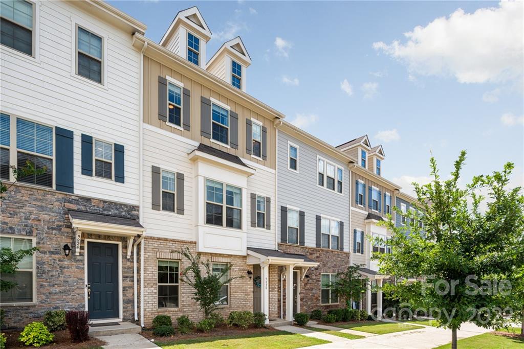 9820 Ainslie Downs Street Charlotte NC 28273