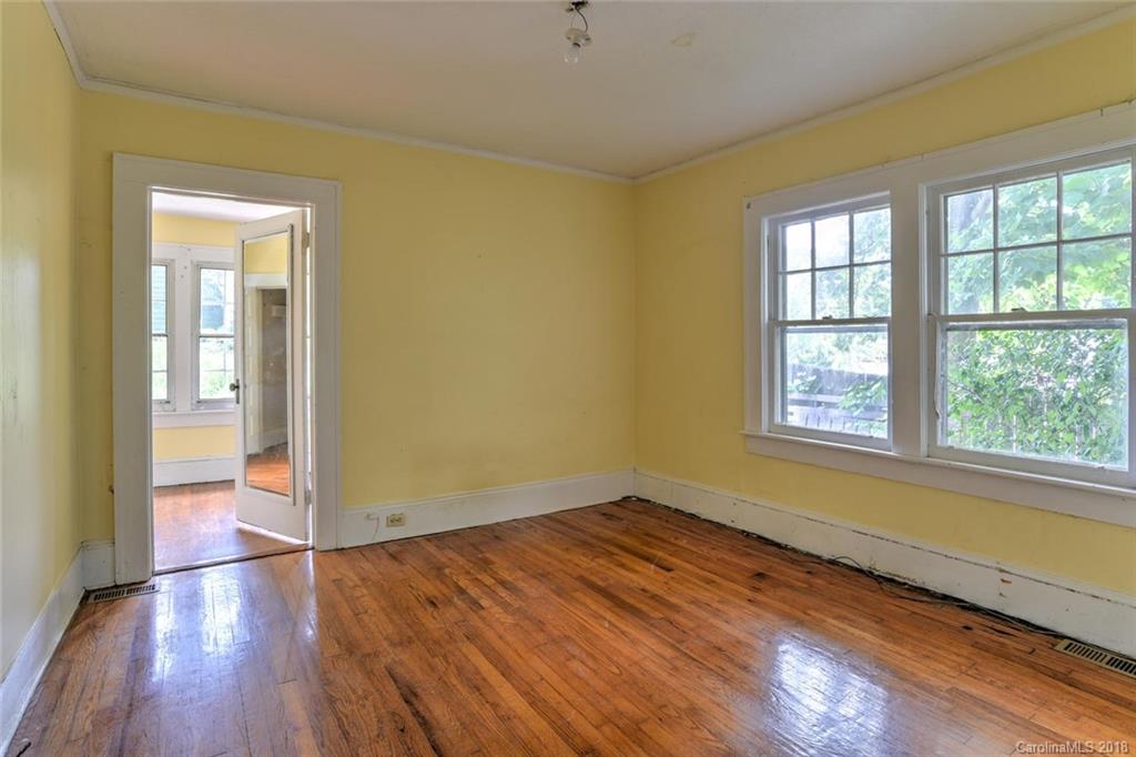 115 Spears Avenue Asheville NC 28801