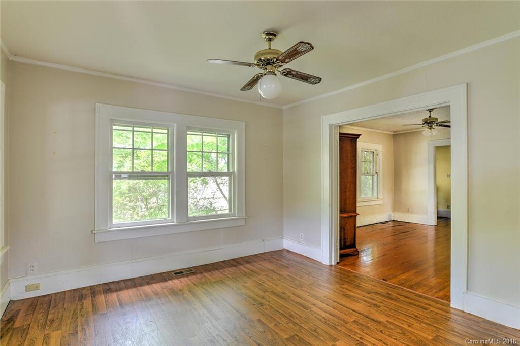 115 Spears Avenue Asheville NC 28801