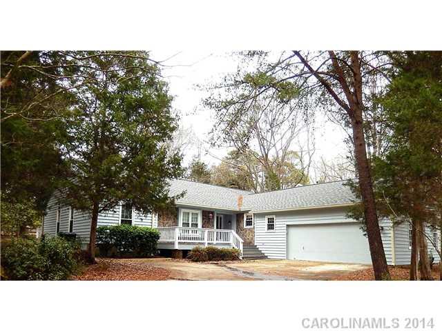 9732 Whitethorn Drive Charlotte NC 28277