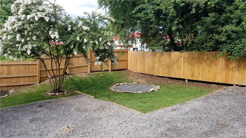 2 Oteen Park Place Asheville NC 28805