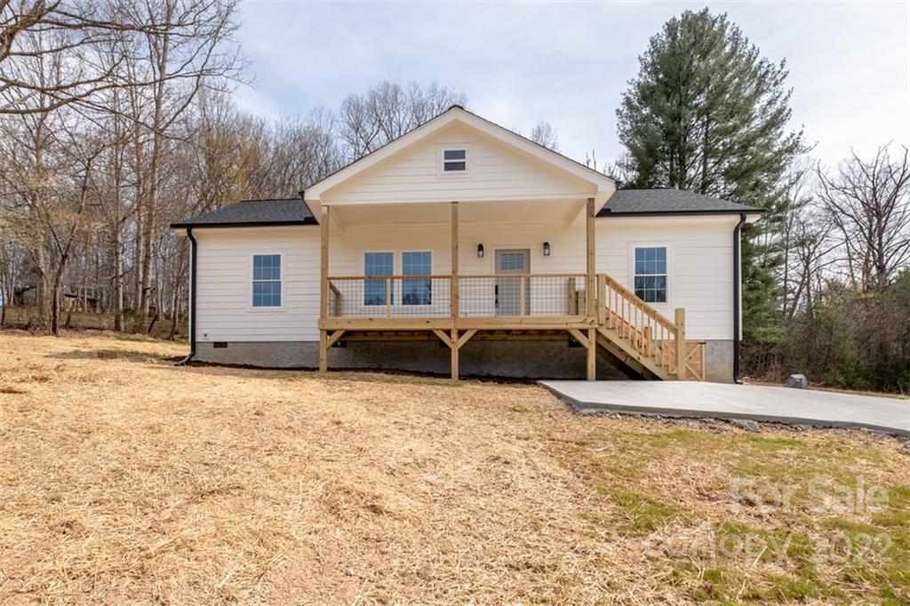 125 Allen Drive Fletcher NC 28732