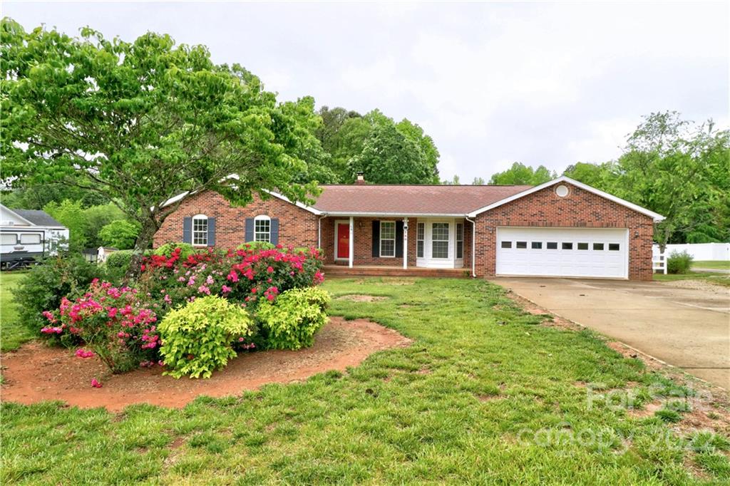 140 Sunshine Drive Mooresville NC 28115