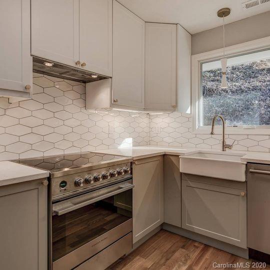 7 Bridle Path Road Asheville NC 28804
