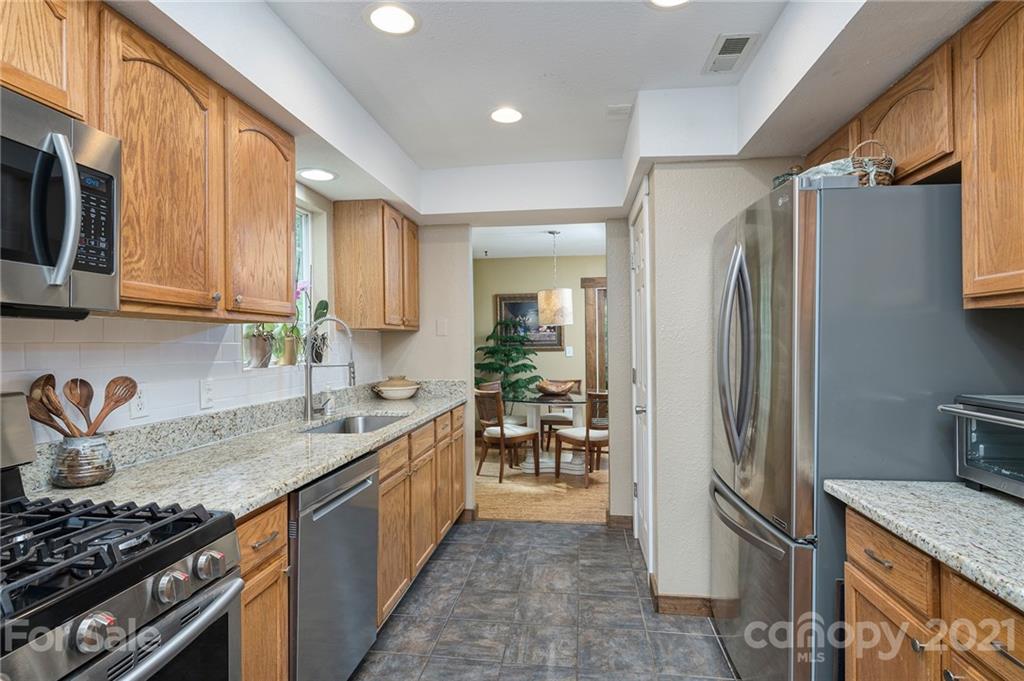 50 Hamburg Drive Weaverville NC 28787
