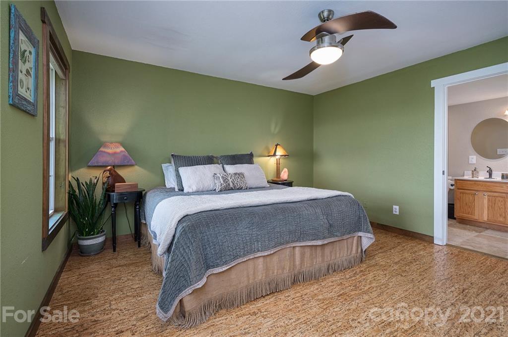 50 Hamburg Drive Weaverville NC 28787